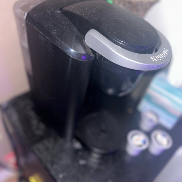 Keurig Kitchen Keurig K35 Single Serve Pod Coffee Machine